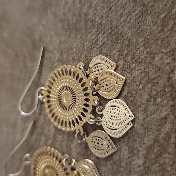 Silvertone Mandala Dream Catcher Chandalier Fringe Dangle Hook Earrings - Picture 3 of 6